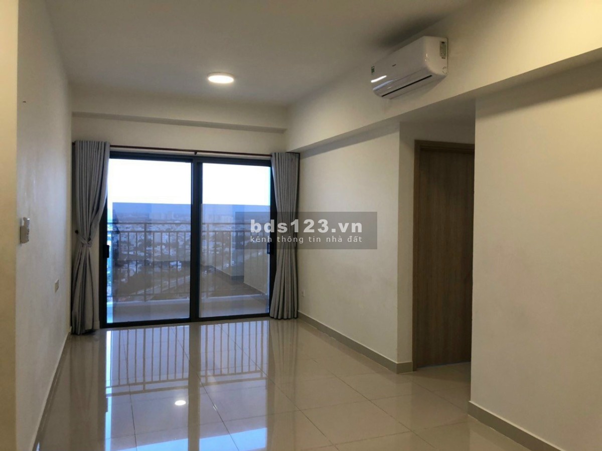 Chuyển công tác bán căn hộ 3PN The Sun Avenue, 105m2, view sông, giá 5.8 tỷ, LH 0903681920