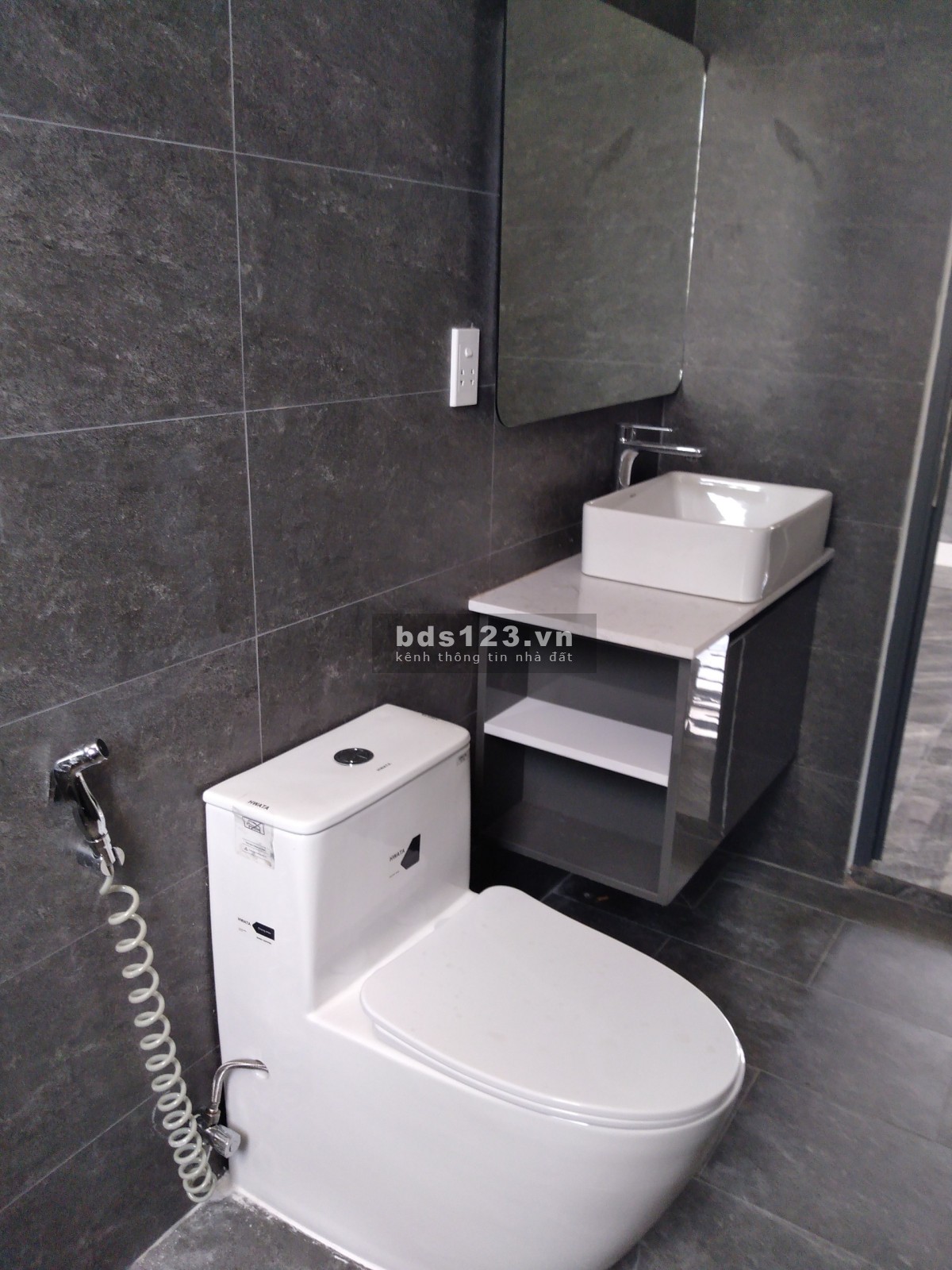 Bán nhà phố KĐT South Wave, Nhà Bè, 1 trệt 2 lầu 90m2, nội thất đầy đủ