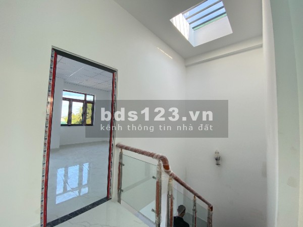 Bán nhà 1 trệt 1 lầu Xã Long Trạch, huyện Cần Đước, Long An