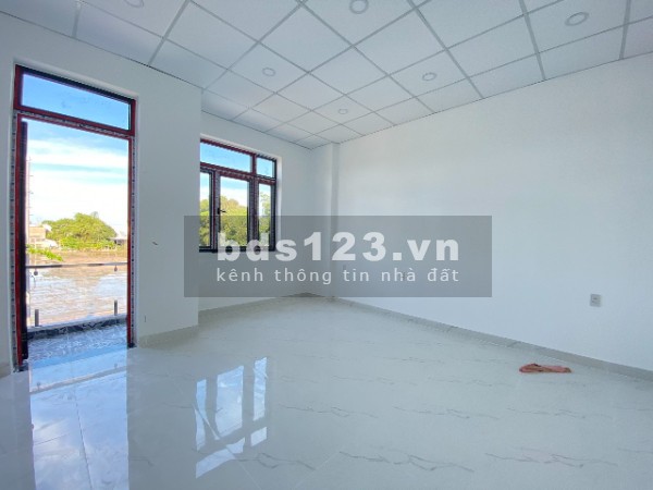 Bán nhà 1 trệt 1 lầu Xã Long Trạch, huyện Cần Đước, Long An