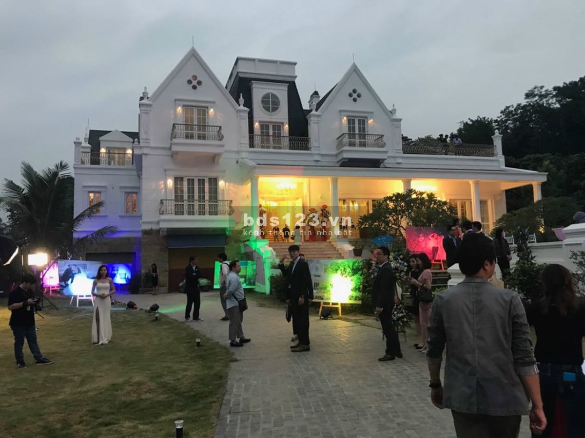 Cần bán biệt thự gần 7600m2 siêu đẹp tại Xã Lâm Sơn, Huyện Lương Sơn, tỉnh Hòa Bình