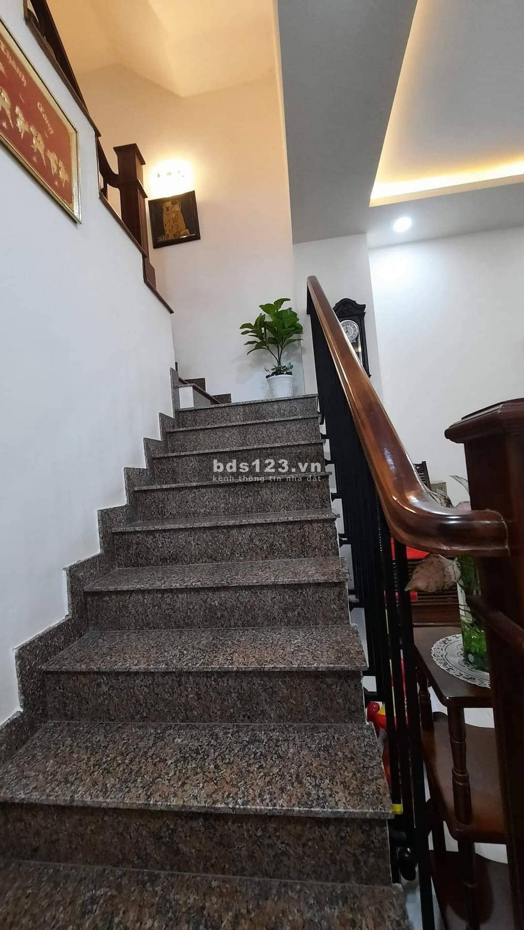 Bán nhà hxh Lê Quang Định, Quận Bình Thạnh ngang 7m bề thế 3 tầng giá 7.5 tỷ lh 0336809279