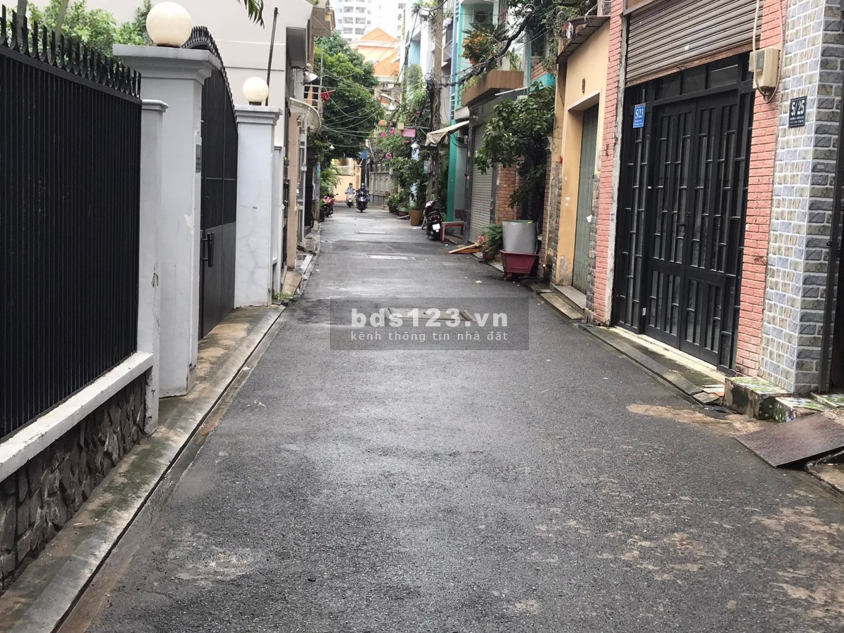 Bán nhà hẻm 6m Thoại Ngọc Hầu, quận Tân Phú, 67m² x 3 tầng giá 4,35 tỷ đồng