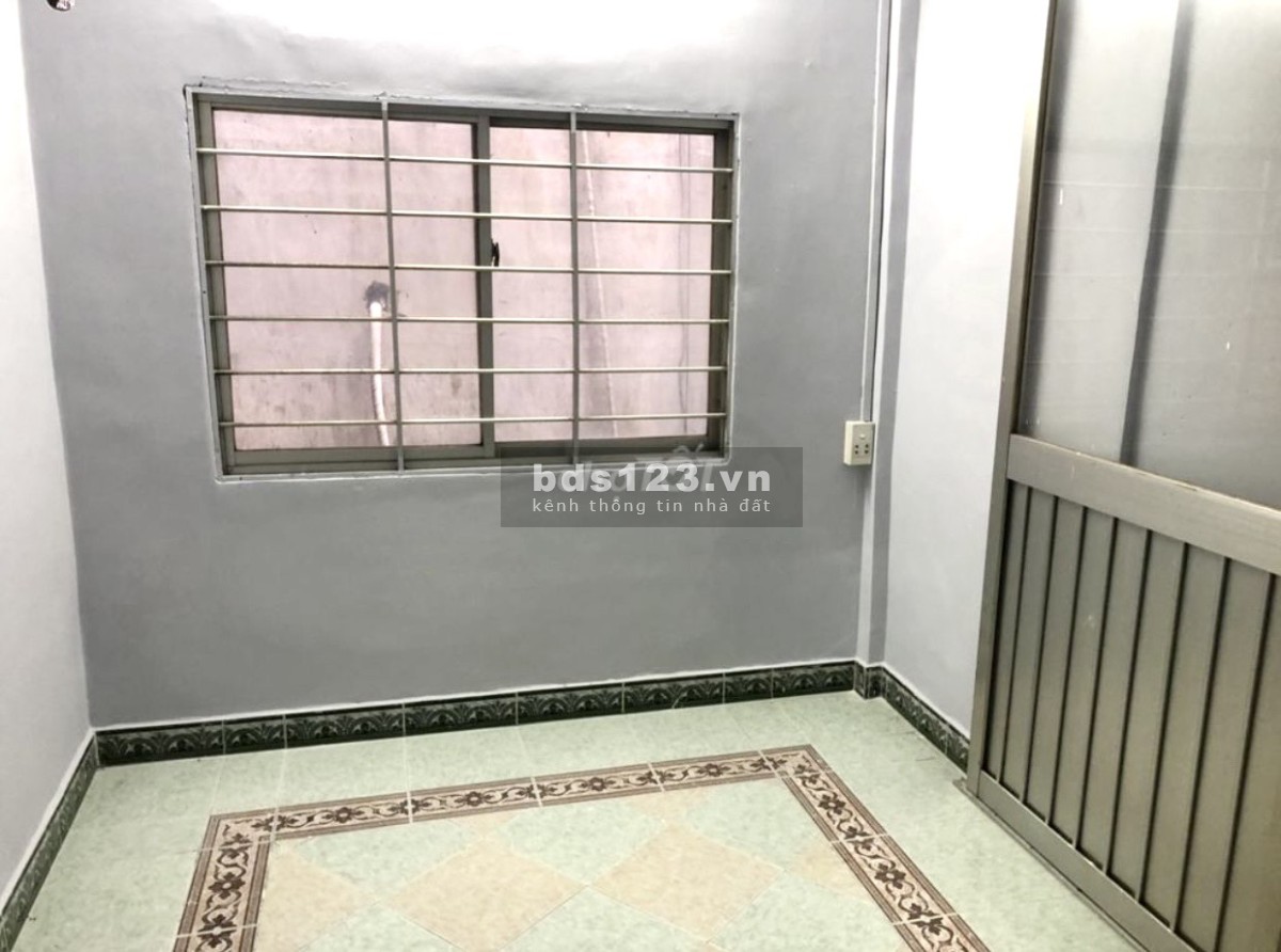 Bán căn hộ tầng 2 DT 38m2 có 1 PN C/C Nguyễn Thiện Thuật Q3