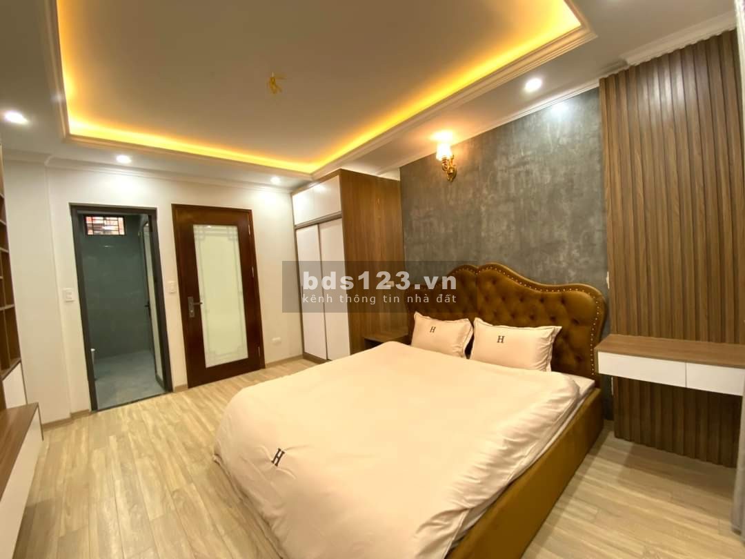 Bán nhà phân lô ô tô đỗ cửa phố Lê Trọng Tấn. 7 tầng thang máy đủ tiện ích giá nhỉnh 9 tỷ