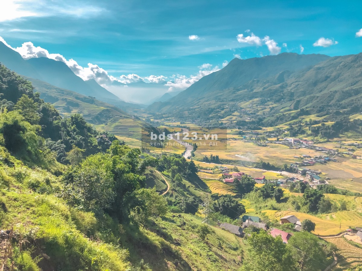 Bán lô đất mặt đường Sapa giá rẻ, phù hợp làm khách sạn nhà hàng DT 400m²