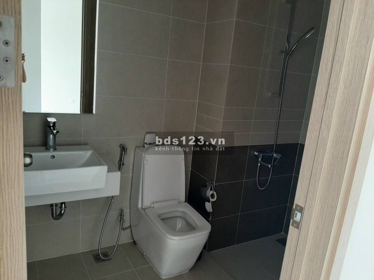 Bán gấp căn hộ 1 phòng ngủ dtsd 51m2, The Sun Avenue giá tốt