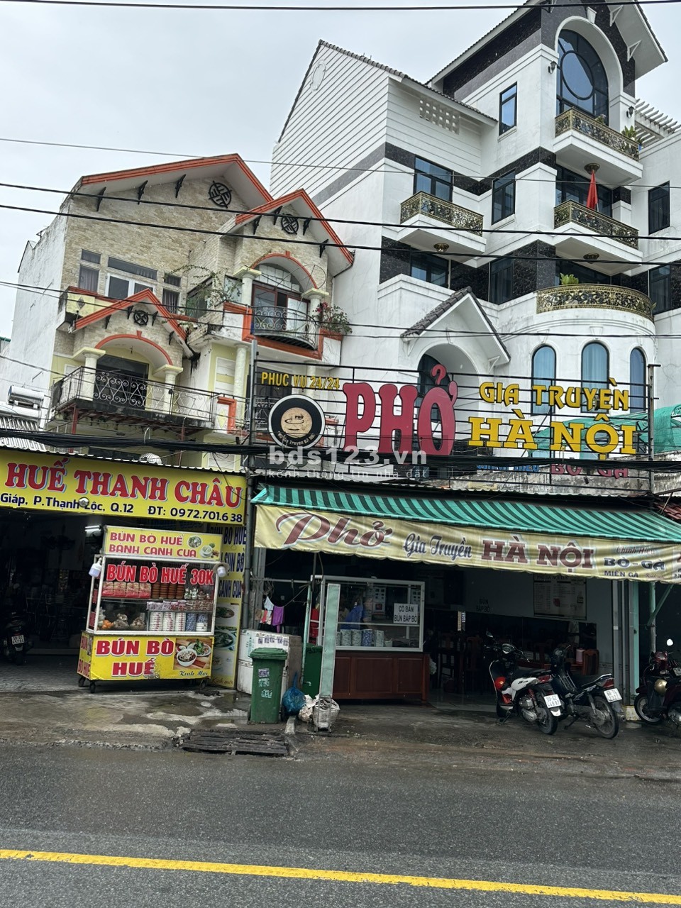 Cho thuê nhà nguyên căn mặt tiền 10x40 gồm 4 lầu và 20 phòng tolet riêng giá cực rẻ