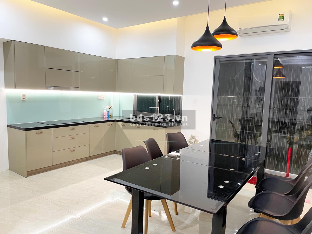 Chủ xuất ngoại bán gấp nhà 4 tầng mt Hoá Mỹ mới 99% chỉ 3.99 tỷ nhà gấp bán chỉ trong tháng 10