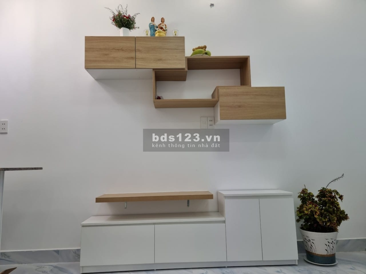 Cần bán gấp nhà mới đẹp 3 tầng nội thất cao cấp đường Huỳnh Văn Bánh, LHệ 0335558941