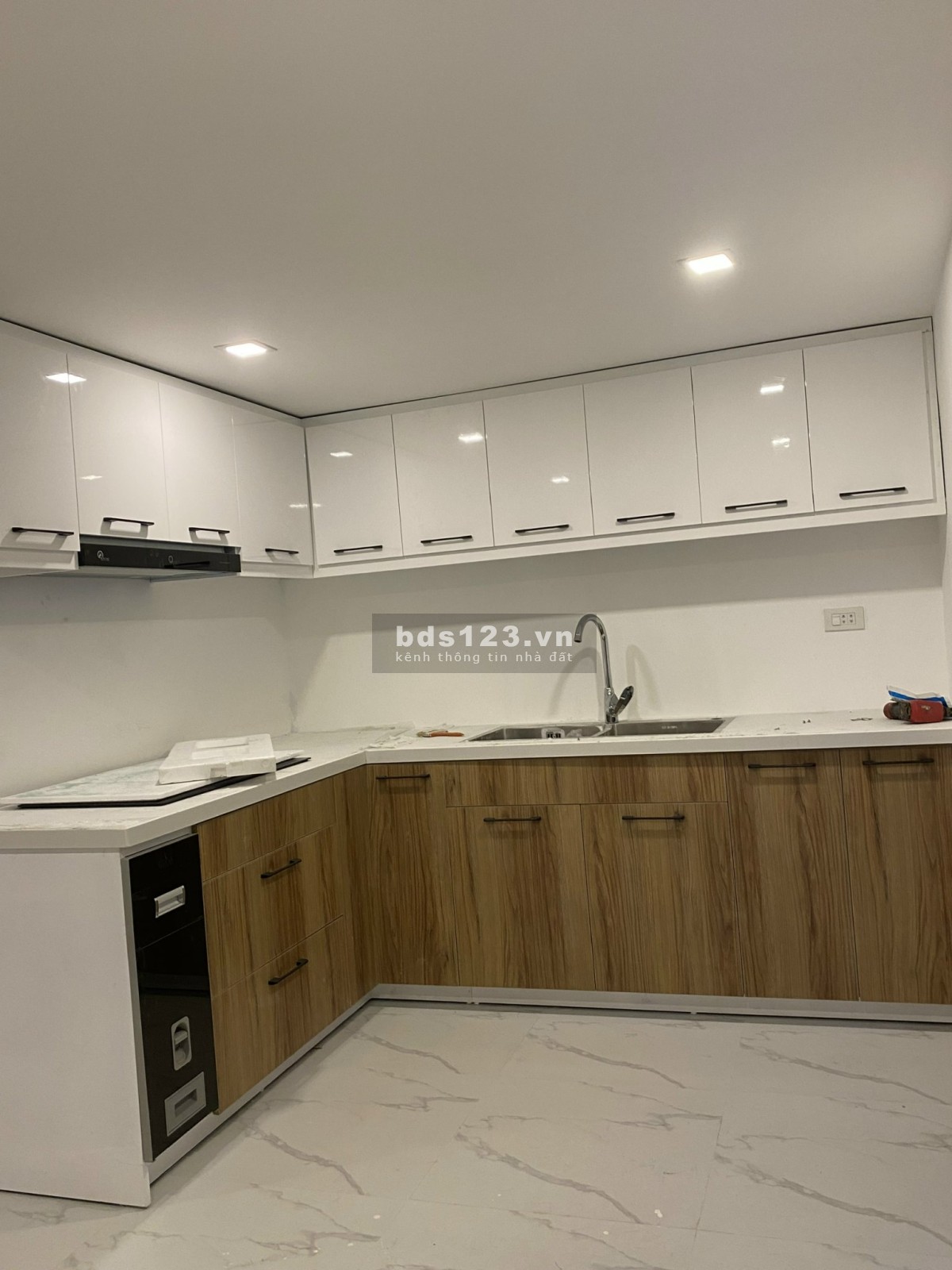 Bán nhanh nhà 5 tầng phố Kim Mã giá 3.7 tỷ