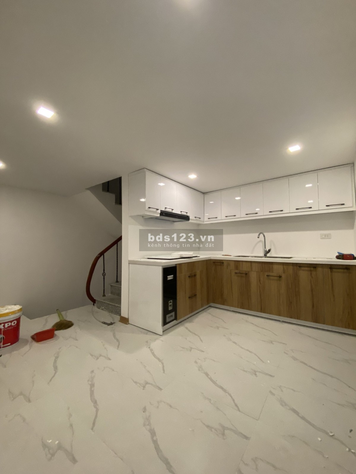 Bán nhanh nhà 5 tầng phố Kim Mã giá 3.7 tỷ