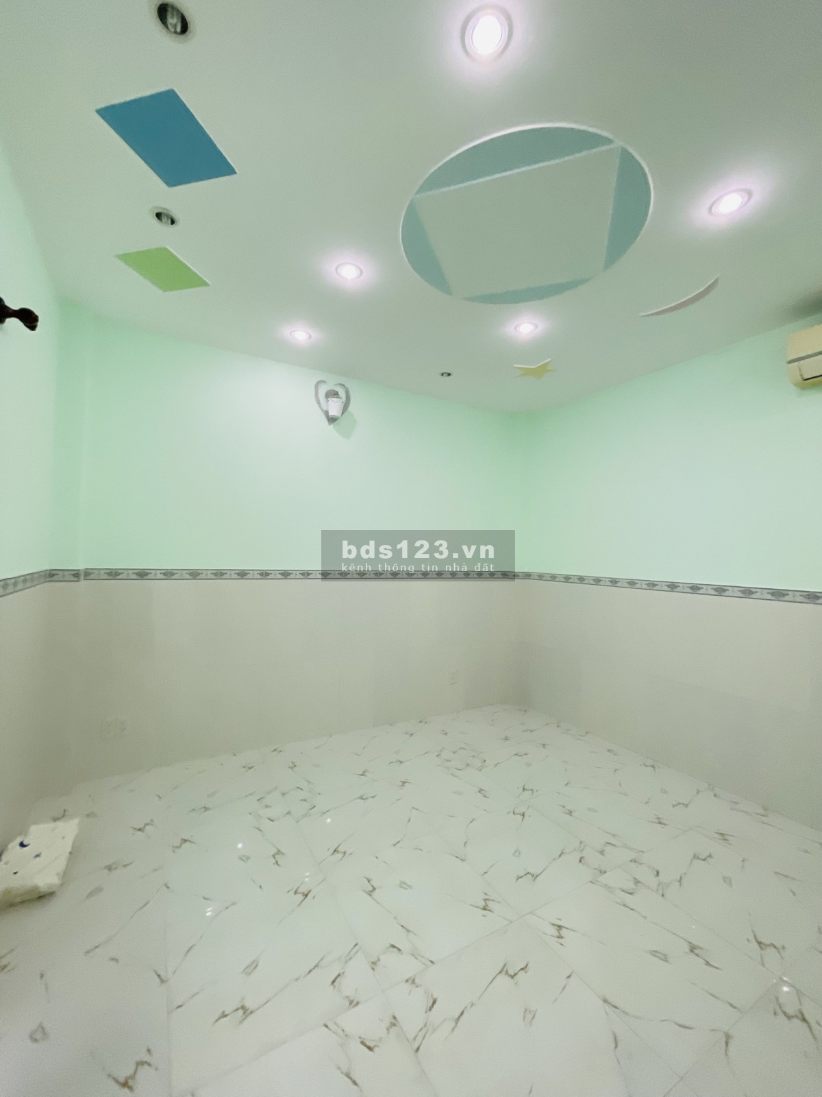 Bán gấp nhà hẻm thông cách đường Linh Đông 300m, DT 63m² x 2 tầng, mặt tiền nở hậu giá đầu tư