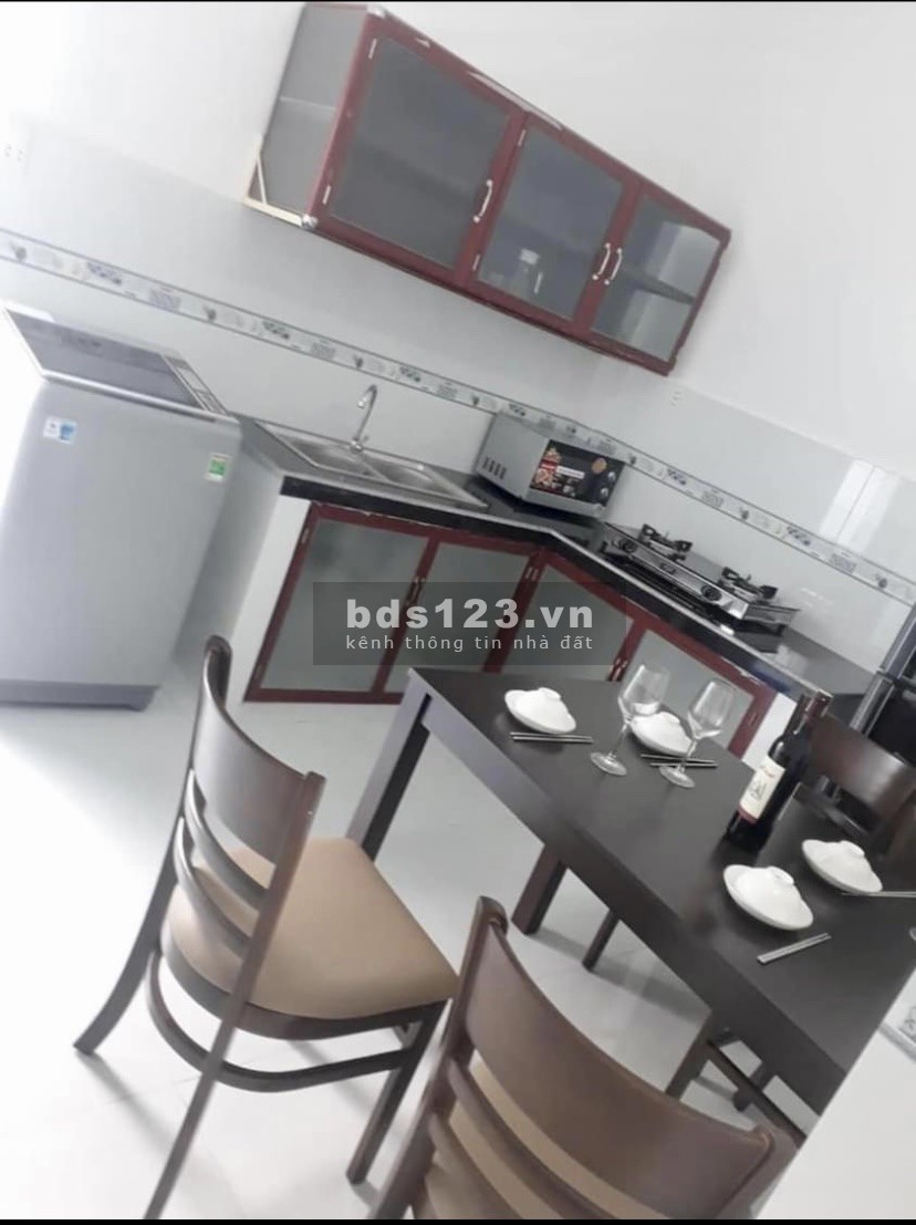Bán nhà ngay chợ Phú Lạc giá 780 triệu, 1 trệt, 1 lầu, sổ hồng hỗ trợ góp 0%
