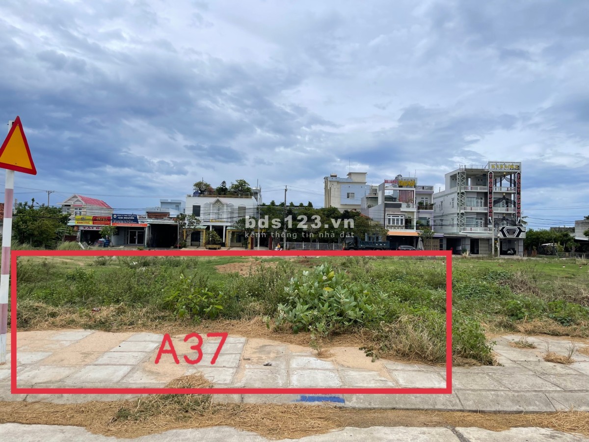 Bán 127m2 hành chính Đông Hòa, Phú Yên - Kề sân bay quốc tế Tuy Hoà giá chỉ 1.75 tỷ/nền