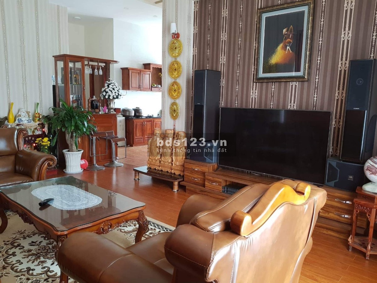 Chính chủ giảm kịch sàn bán gấp homestay 2 mặt tiền số 19 Trịnh Hoài Đức, Phường 11, Tp. Đà Lạt