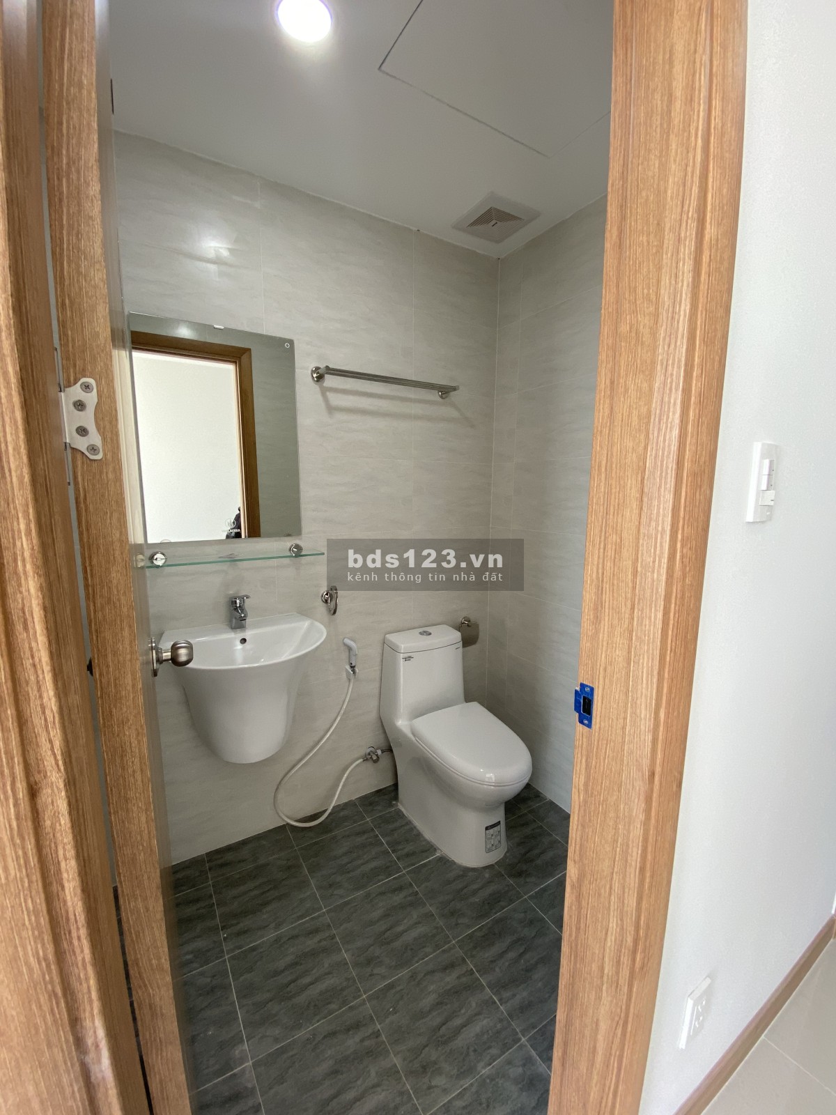 Cần bán nhanh căn hộ Bcons Miền Đông nằm tại tầng cao, hướng ĐN vô cùng thoáng mát