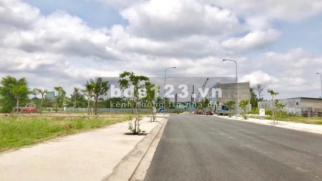 Chỉ còn 1 lô chính chủ bán lỗ đất full thổ, SHR, Hóc Môn 335 triệu