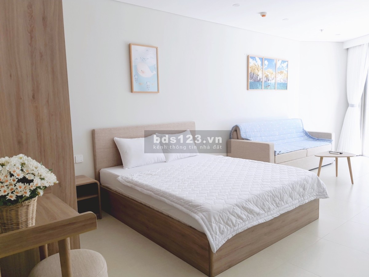 Bán căn hộ Studio The Sóng Vũng Tàu , 44.89 m2. Giá bán 2.150 tỷ full nội thất. Lh e Yến
