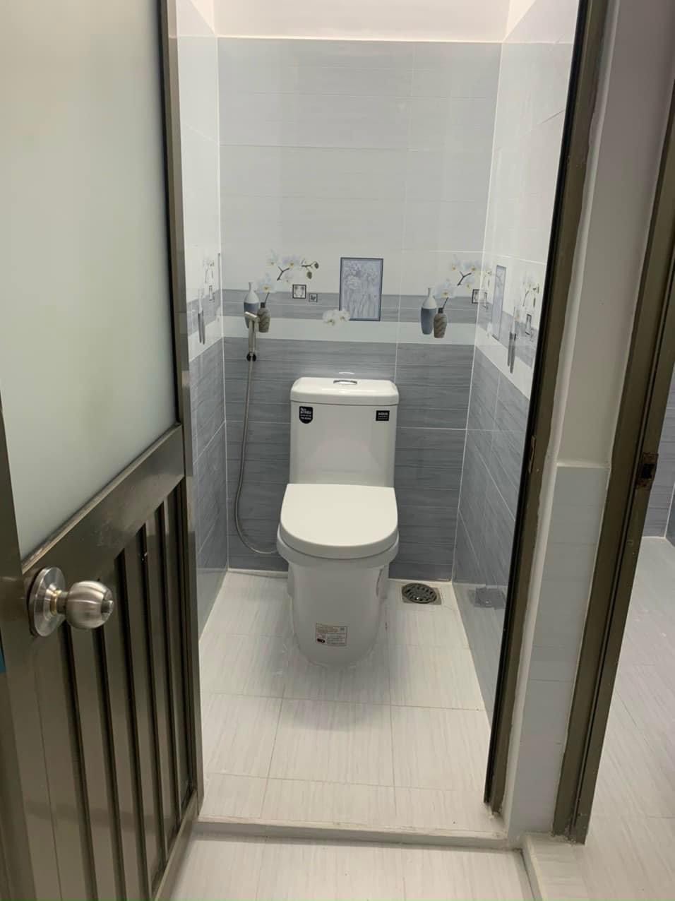 Bán nhà mặt tiền HXH đường số 8, Hiệp Bình Chánh, TP Thủ Đức DT 130m² nhỉnh giá 5 tỷ đồng