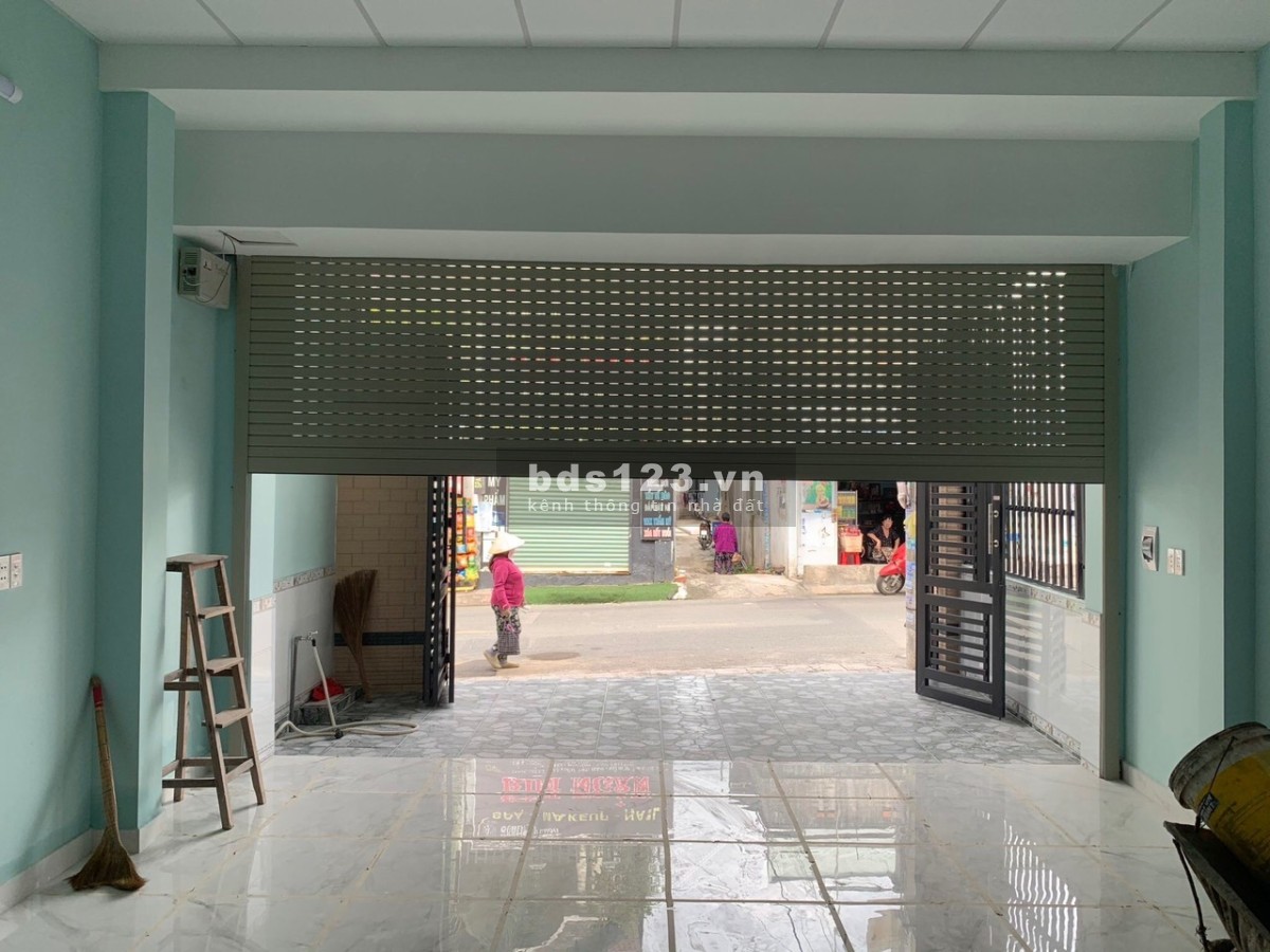 Cho thuê nhà nguyên căn mt đường 102 tnpa tp thủ đức 100m2 giá 12tr/tháng