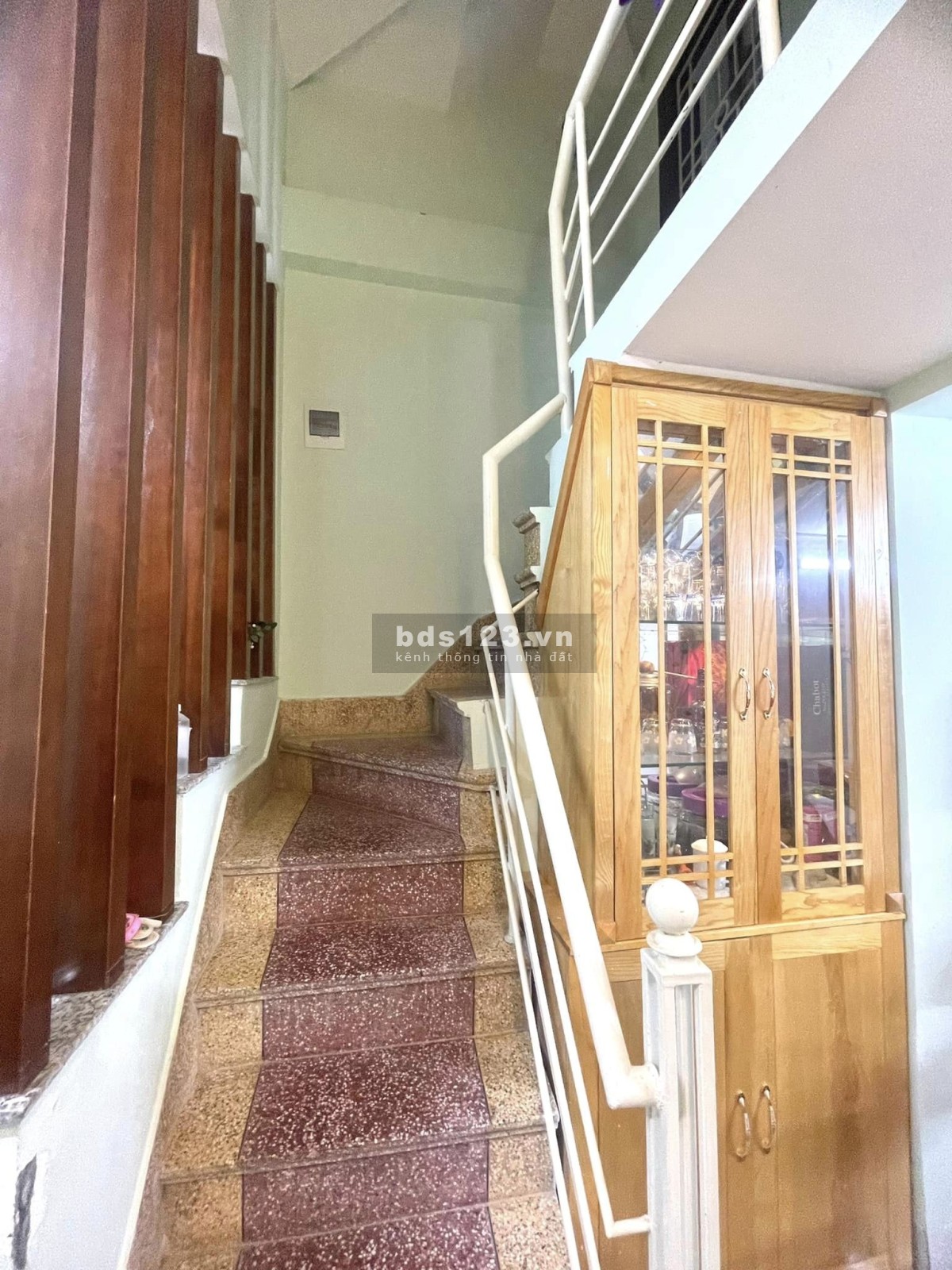 Phân lô Tam Trinh vị trí quá đỉnh trước nhà ô tô tránh đỗ vào nhà vỉa hè kinh doanh