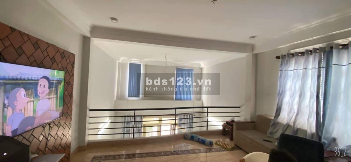 Gấp bán nhà hot mới về hẻm 5m dt 70m2, 4 tầng giá chỉ 8 tỷ, chốt bất chấp