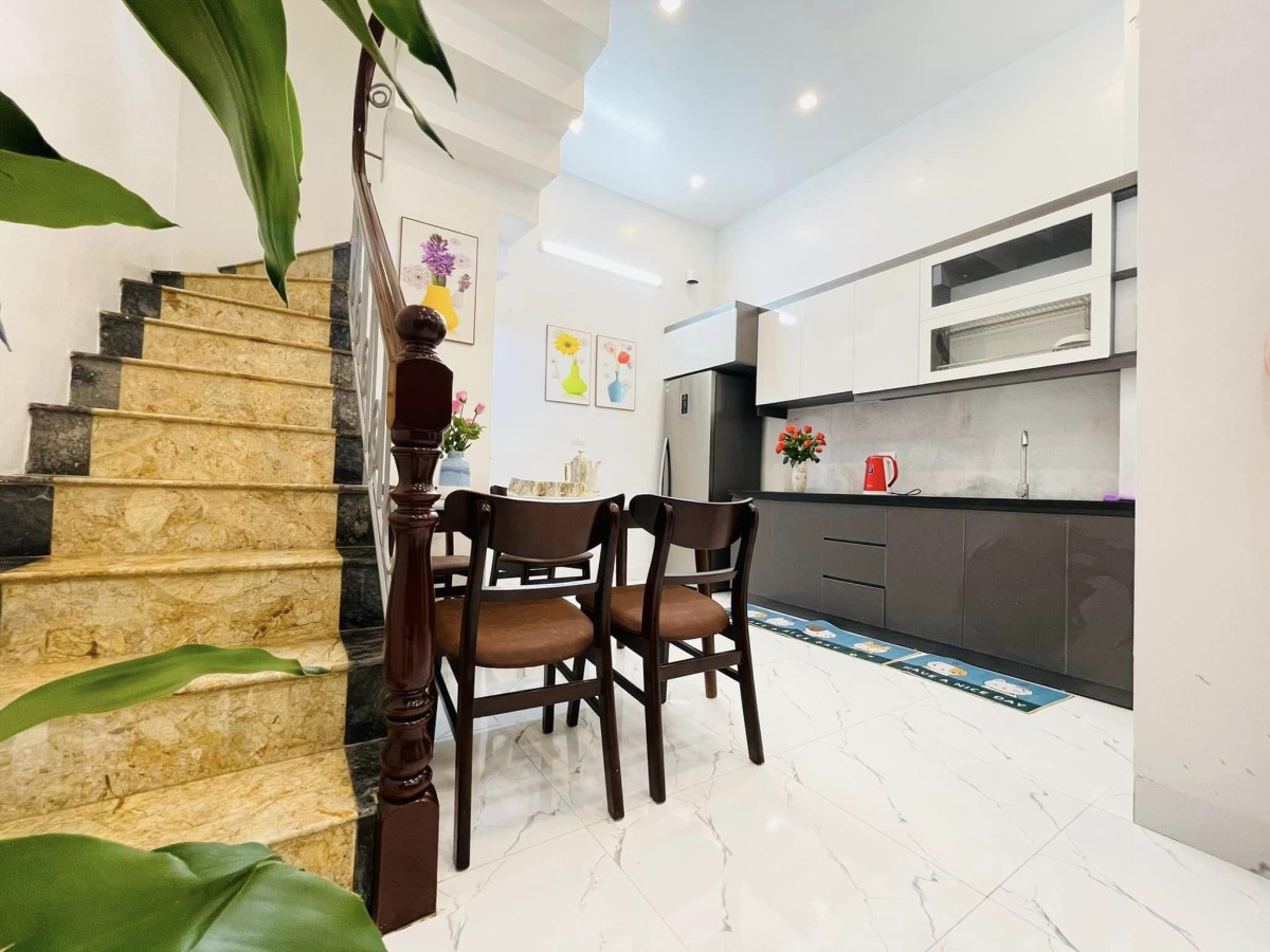 Bán nhà mới cứng Thanh Nhàn, Hai Bà Trưng DTSD 42m², giá 3,9 tỷ đồng