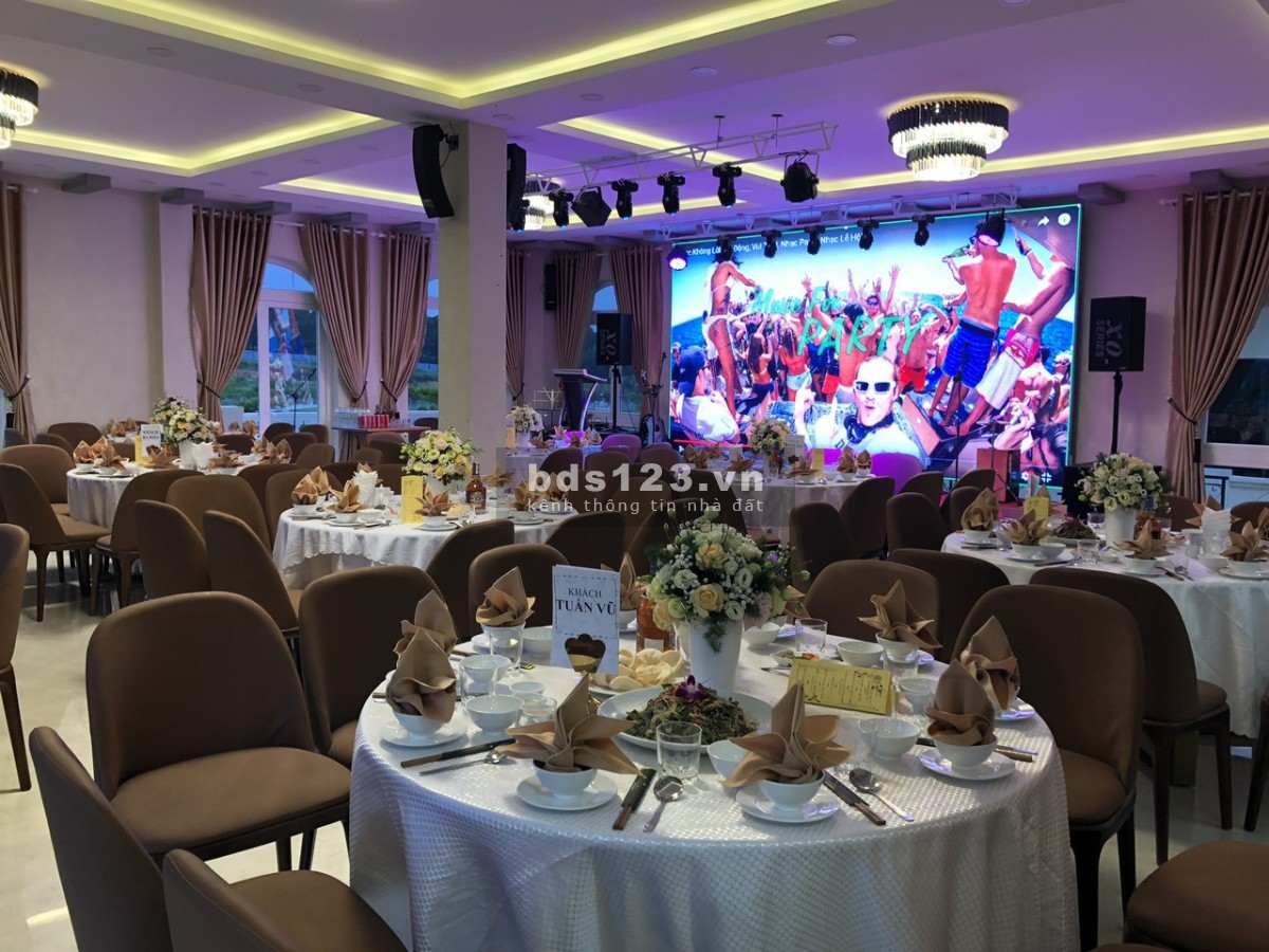 Cần chuyển nhượng nhà hàng tiêu chuẩn 3 sao trung tâm Đà Lạt