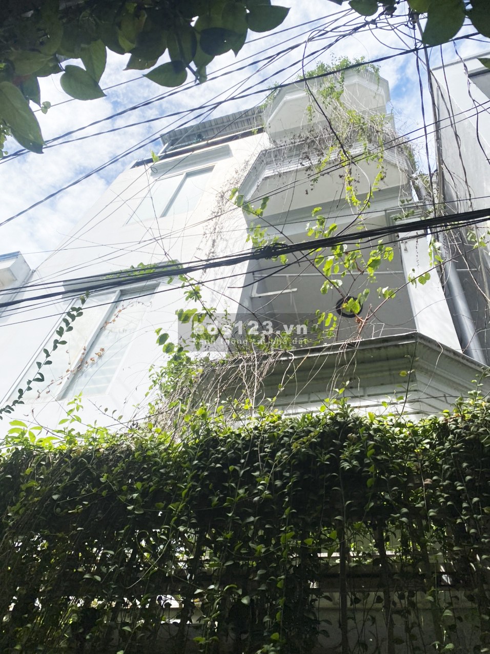 Bán nhà hẻm 502 đường Huỳnh Tấn phát, Phường Bình Thuận, Quận 7