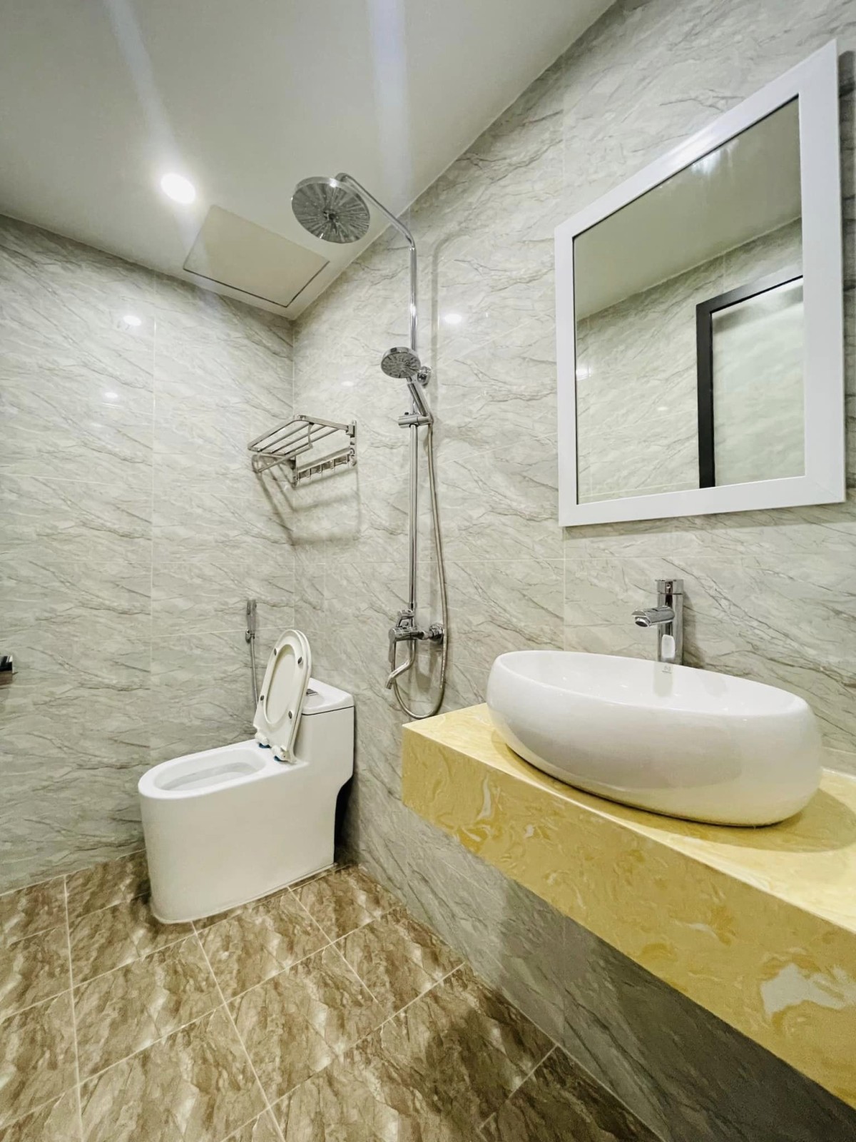 Bán nhà riêng Hai Bà Trưng ở luôn gần phố DT 41m², 3 phòng ngủ