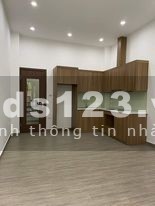 Chính chủ Bán nhà trung tâm Ba Đình, an sinh đỉnh, mặt tiền 4m. Giá nhỉnh 3.75 tỷ.