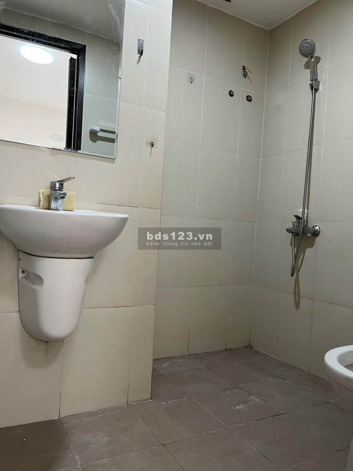 Chính chủ cho thuê chung cư Sky9, ngay vòng xoay Phú Hữu, Quận 9