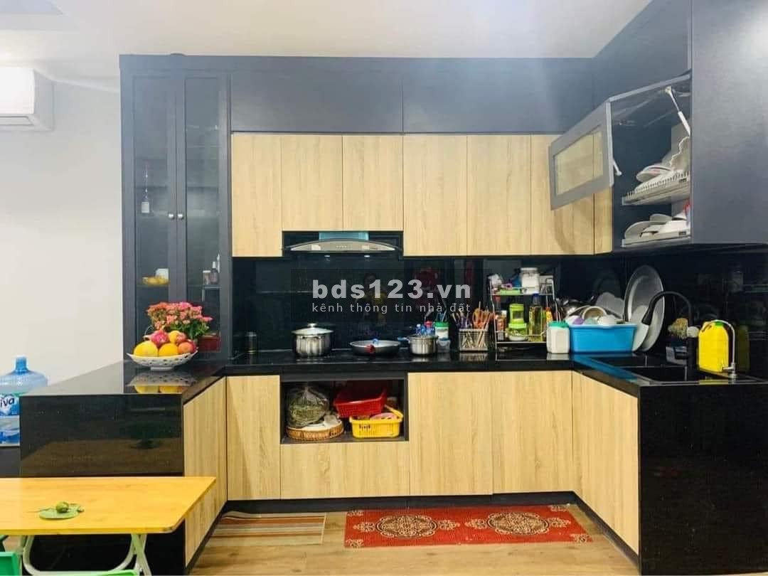 Cần bán nhà ngõ Láng Hạ, quận Đống Đa, diện tích 38m2, 4 tầng, 3 tỷ