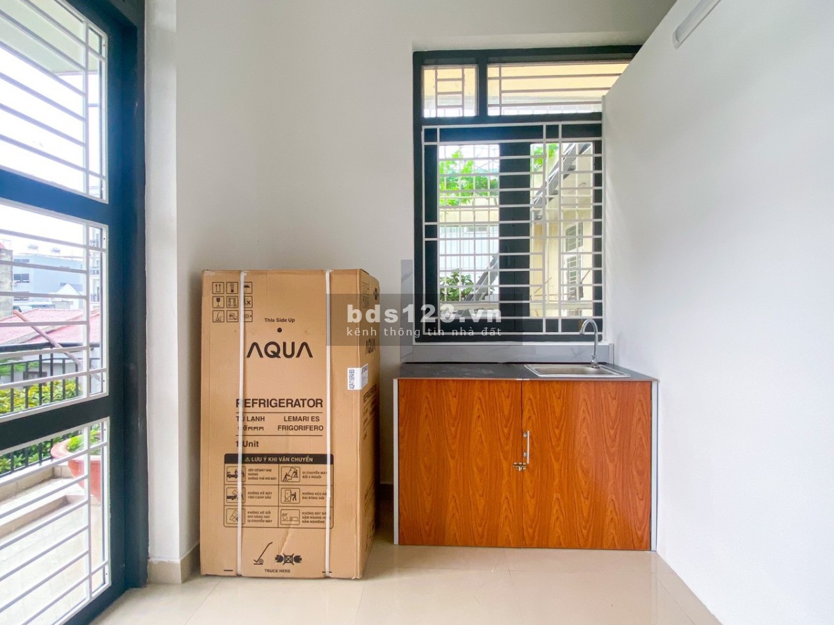 Cho thuê phòng STUDIO ban công rộng giờ giấc tự do