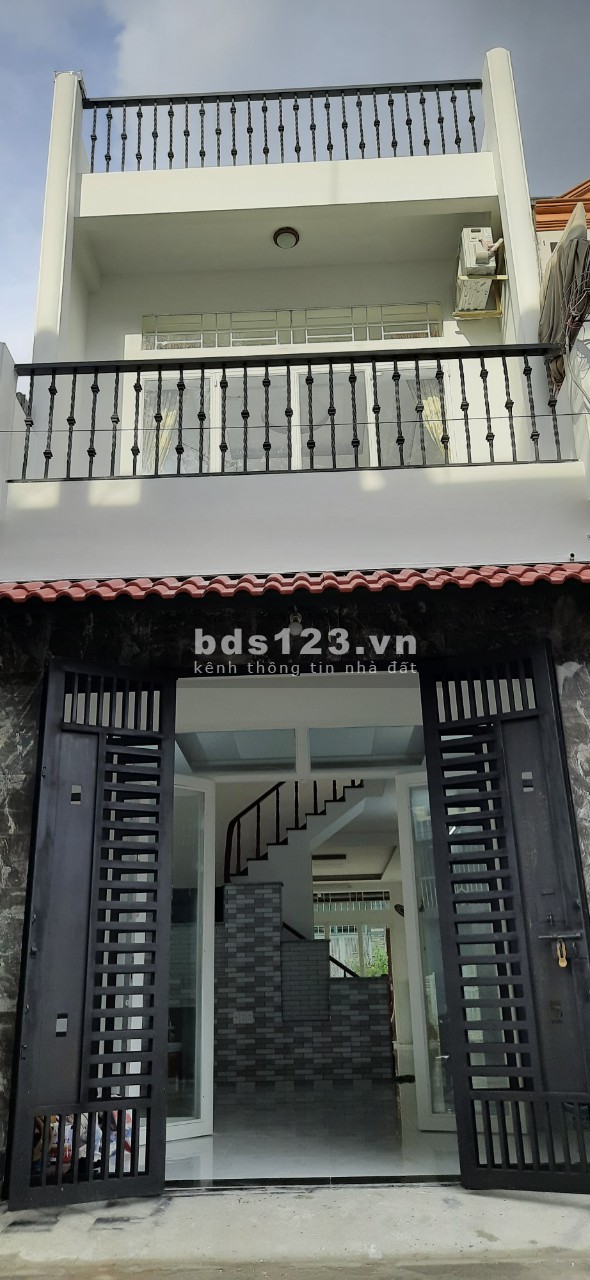 Cần bán căn 2 mặt tiền hẻm Gò Dầu, Tân Quý, Tân Phú lh 0934194939