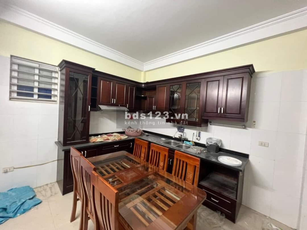 Bán nhà Võng Thị Tây Hồ, ô tô tránh ngõ thông thoang, dt 45m 5 tầng nhỉnh 9tỷ lh 0904217831