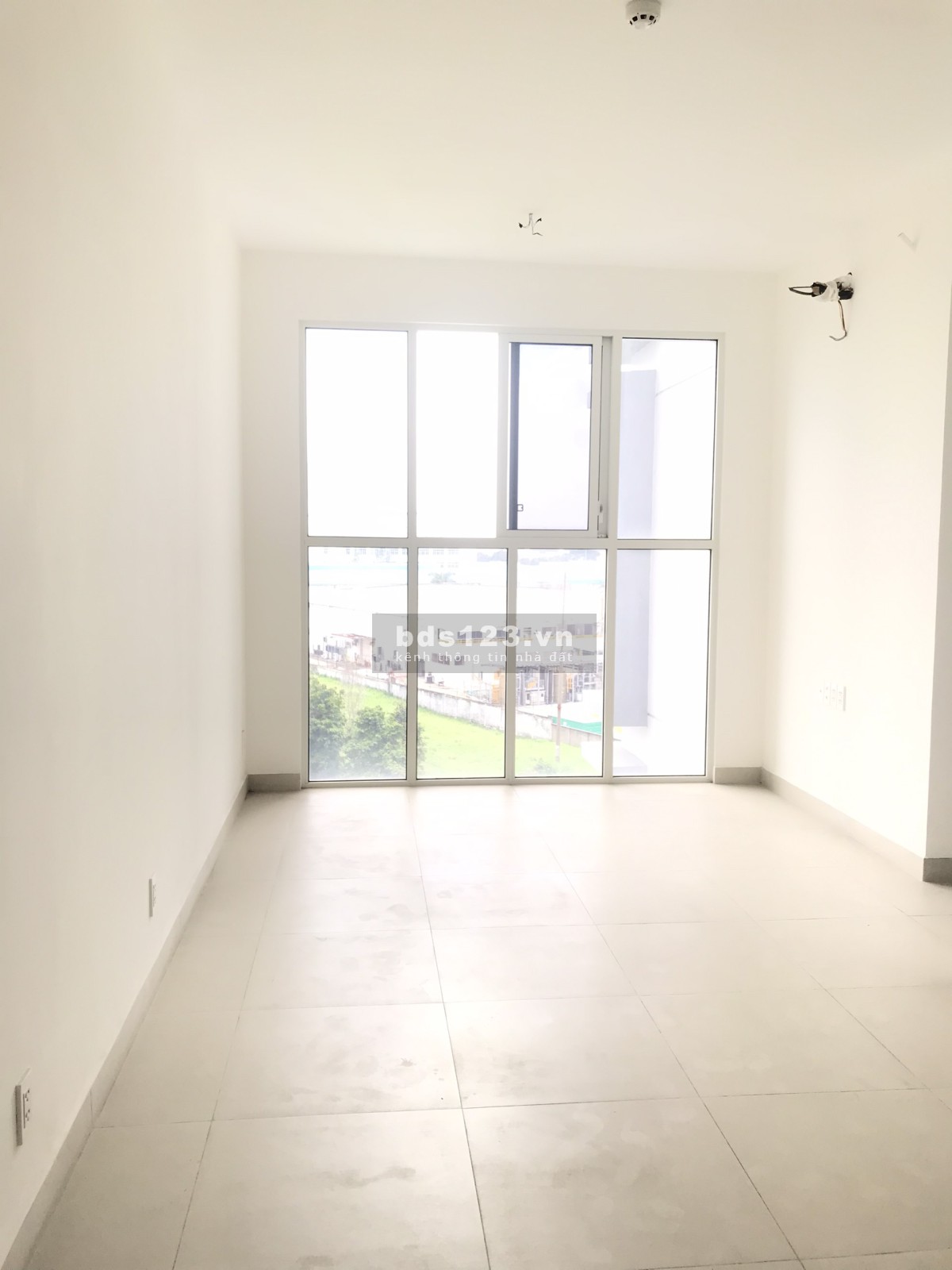Chính chủ cần bán gấp căn hộ The Habitat 2pn, giá 1.9 tỷ