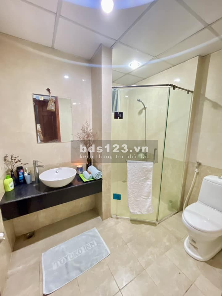Tôi cần cho thuê căn hộ Samland Giai Việt Q8. 3 phòng ngủ full nội thất