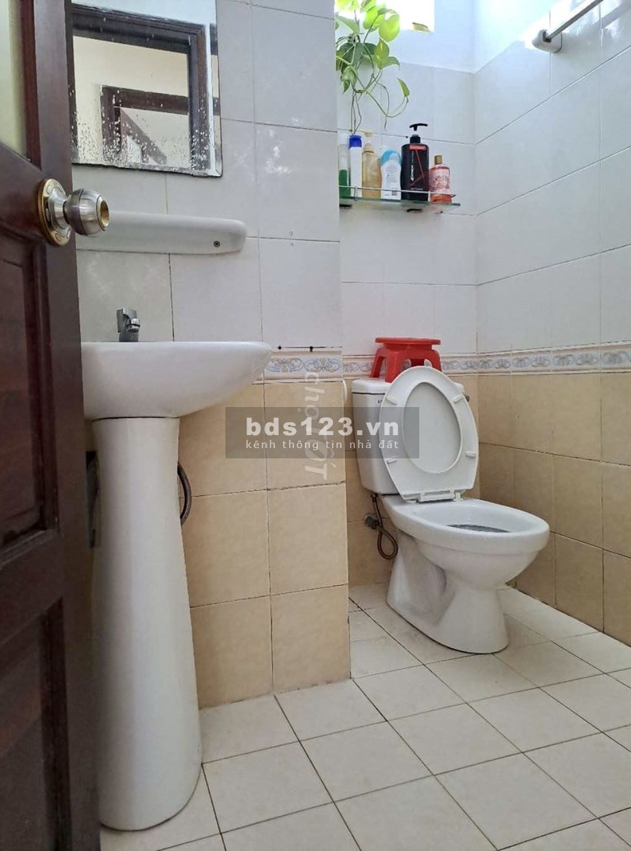 Bán căn hộ diện tích 64.3m2 tầng 5 chung cư An Lạc Bình Tân