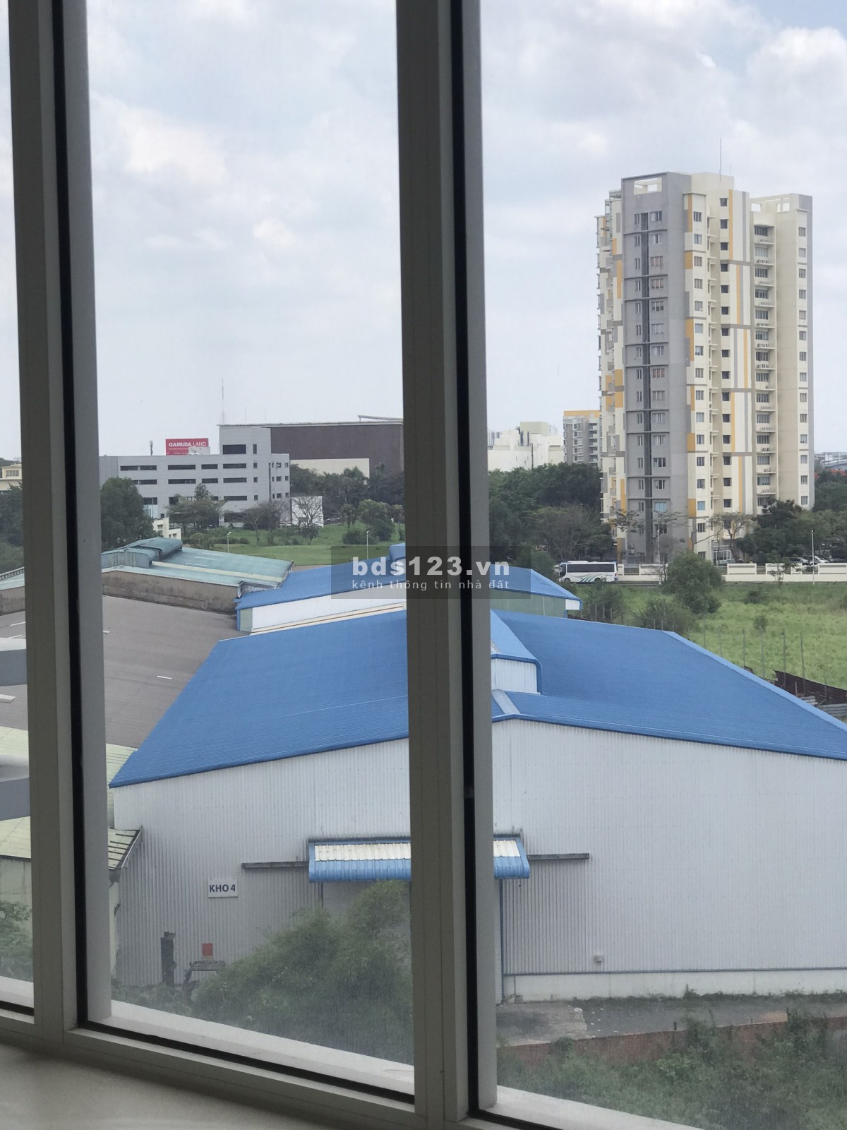 Chính chủ cần bán gấp căn hộ The Habitat 2pn, giá 1.9 tỷ
