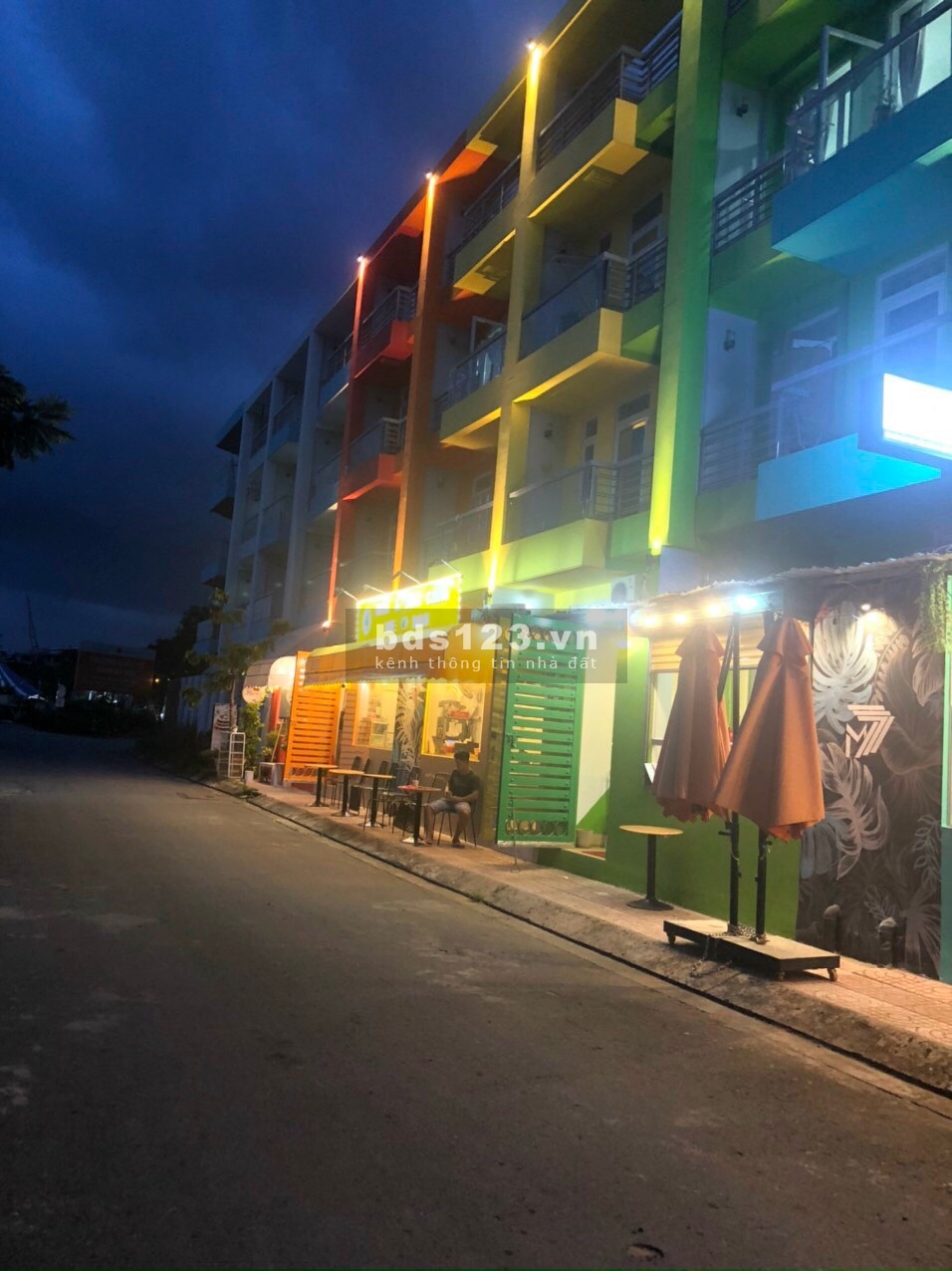 Bán khu trọ Phạm Văn Đồng, 1000m2 full thổ cư, thu 500tr/tháng, đường oto, chủ chịu vay bank, 105tỷ