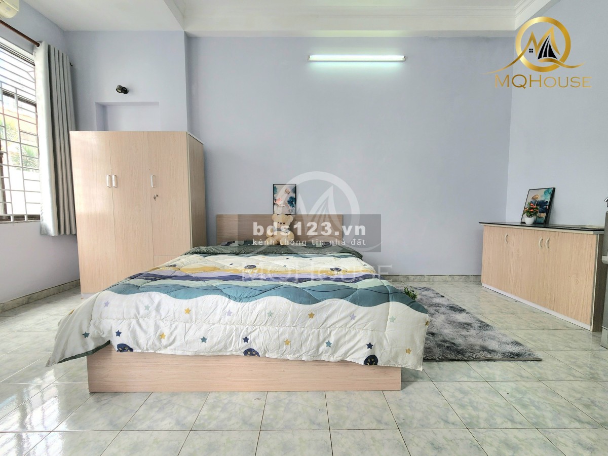 Căn hộ Bancol và cửa sổ lớn khu sân bay, Full NT, ra vào vân tay