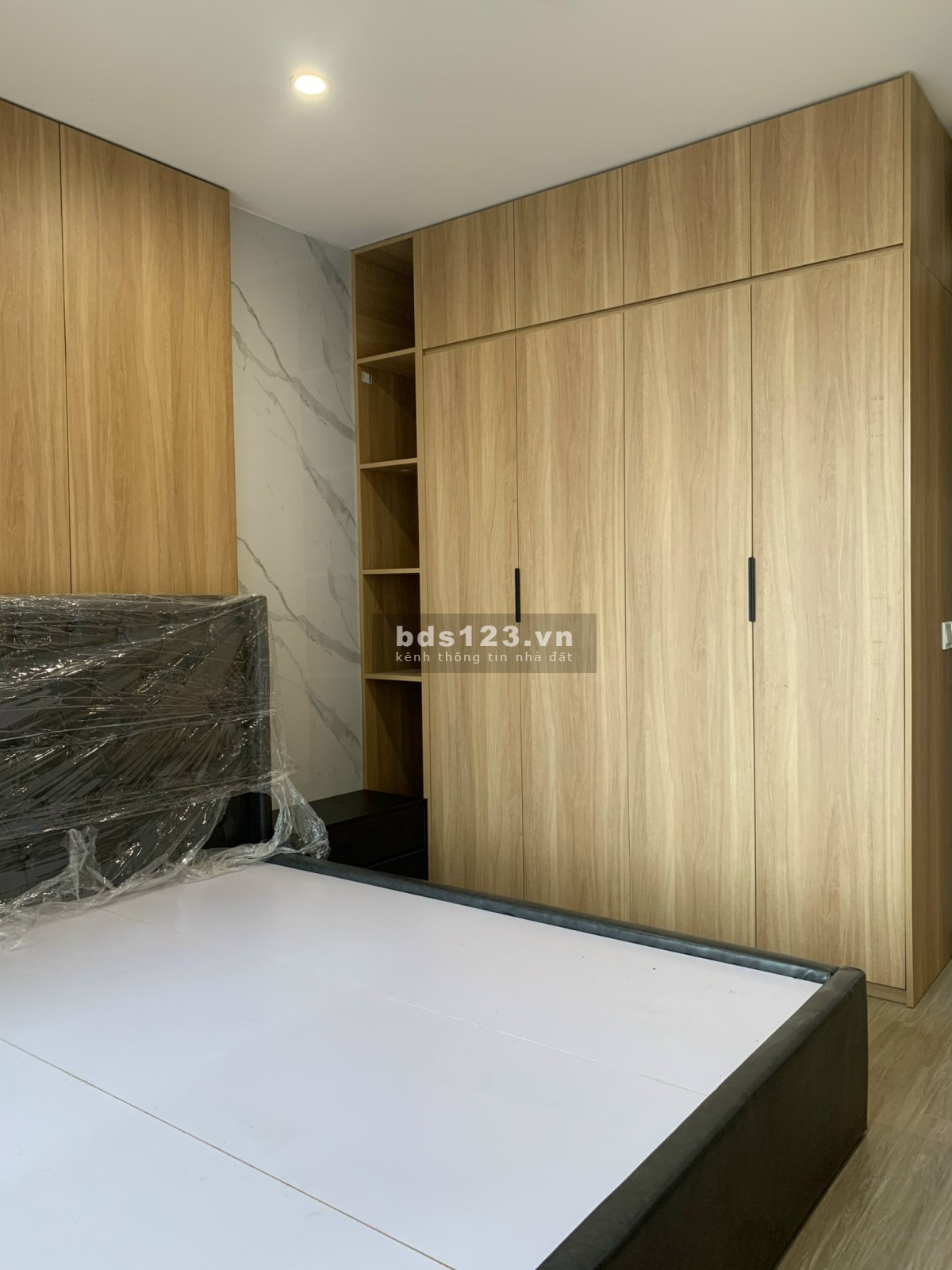 Chủ nhà cần tiền bán gấp căn 2N2VS vinhomes ocean park gia lâm hà nội, chỉ 1.88ty