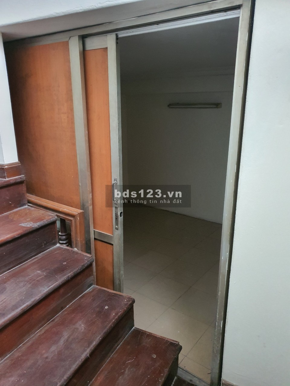 Cần bán nhà La Thành thuận tiện kinh doanh LH 0348880601