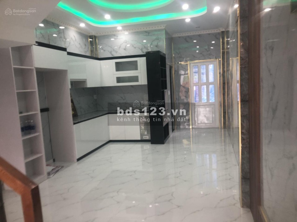 Cần bán căn nhà 80m2 ở Hòa Phú thành phố mới Bình Dương giá 2,5 tỷ sổ hồng riêng