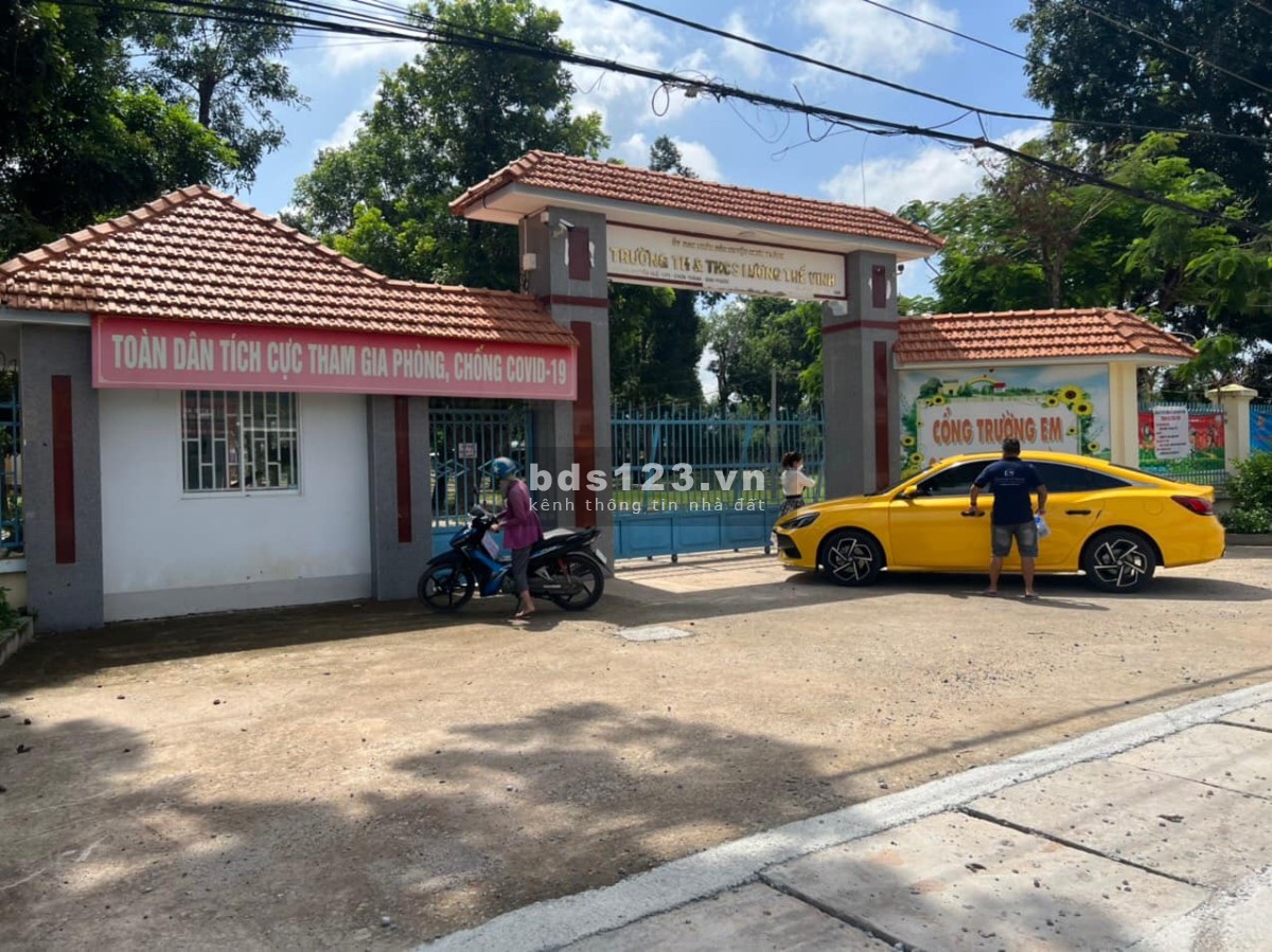 Chính chủ bán đất mặt tiền trung tâm thị xã Chơn Thành, Bình Phước
