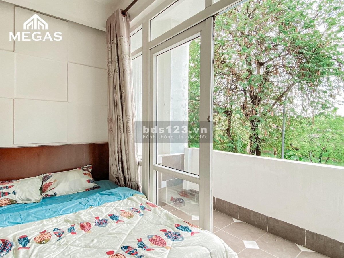 Cho thuê STUDIO có ban công rộng khu dân cư đông đúc