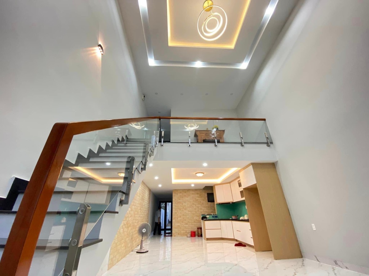 Bán nhà Bạch Mai, Hai Bà Trưng, MT 4m, DT 30m², ngõ ô tô, giá 3 tỷ đồng