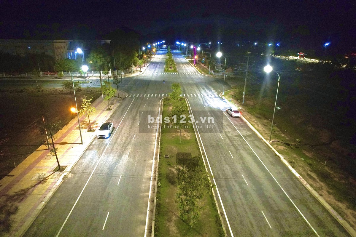 Kẹt tiền cần bán gấp 1 lô đất thổ cư 150m2 ở TTHC Huyện Thuận Nam chỉ 6.2triệu/m2